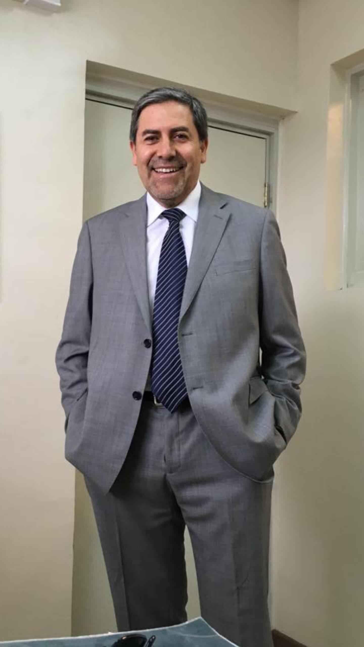Abogado Jorge Alvarado especialista en derecho penal, laboral y familiar en Ovalle, La Serena y Coquimbo